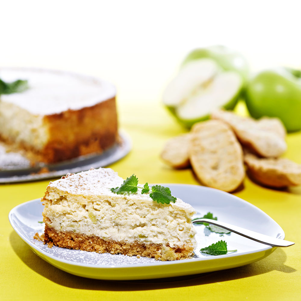 KRISPROLLS® Apple Cheesecake
