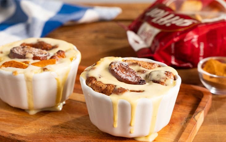 A warm Gifflar dessert